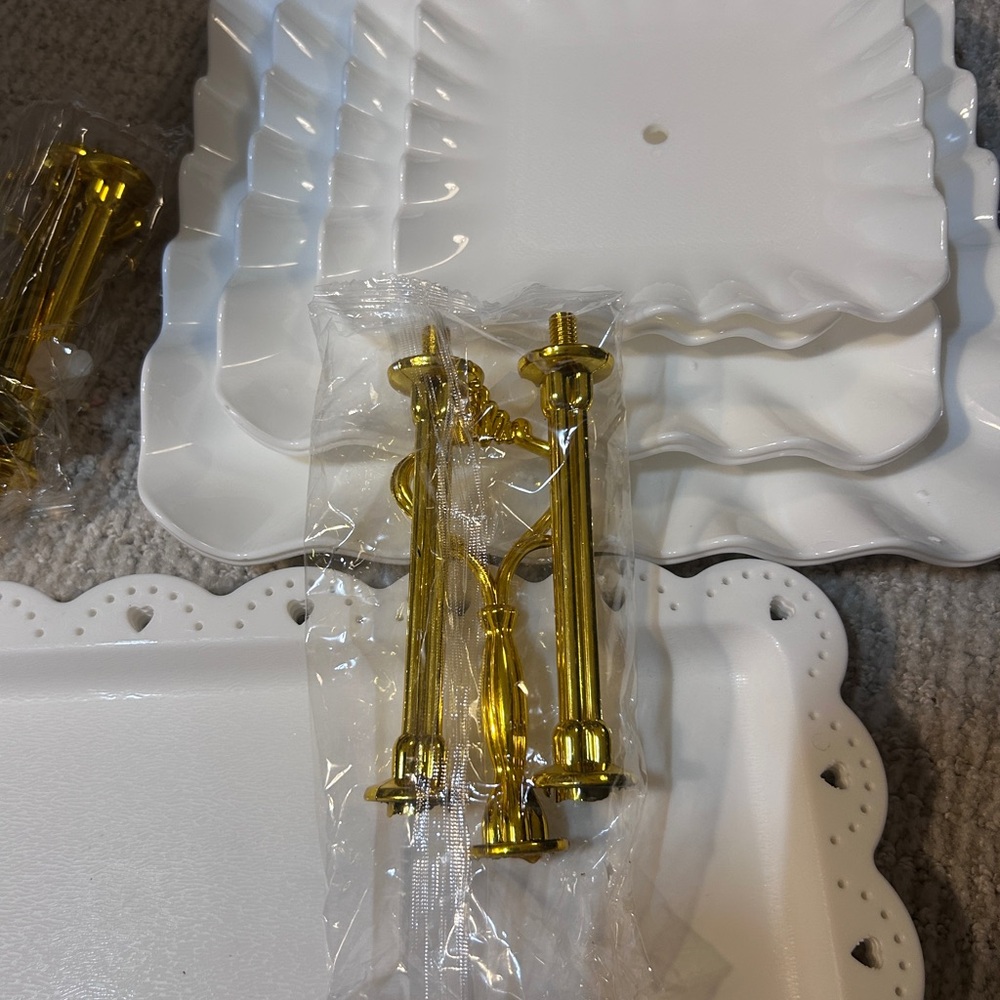 Elegant White Serving Platter Set - Picture 5 of 8